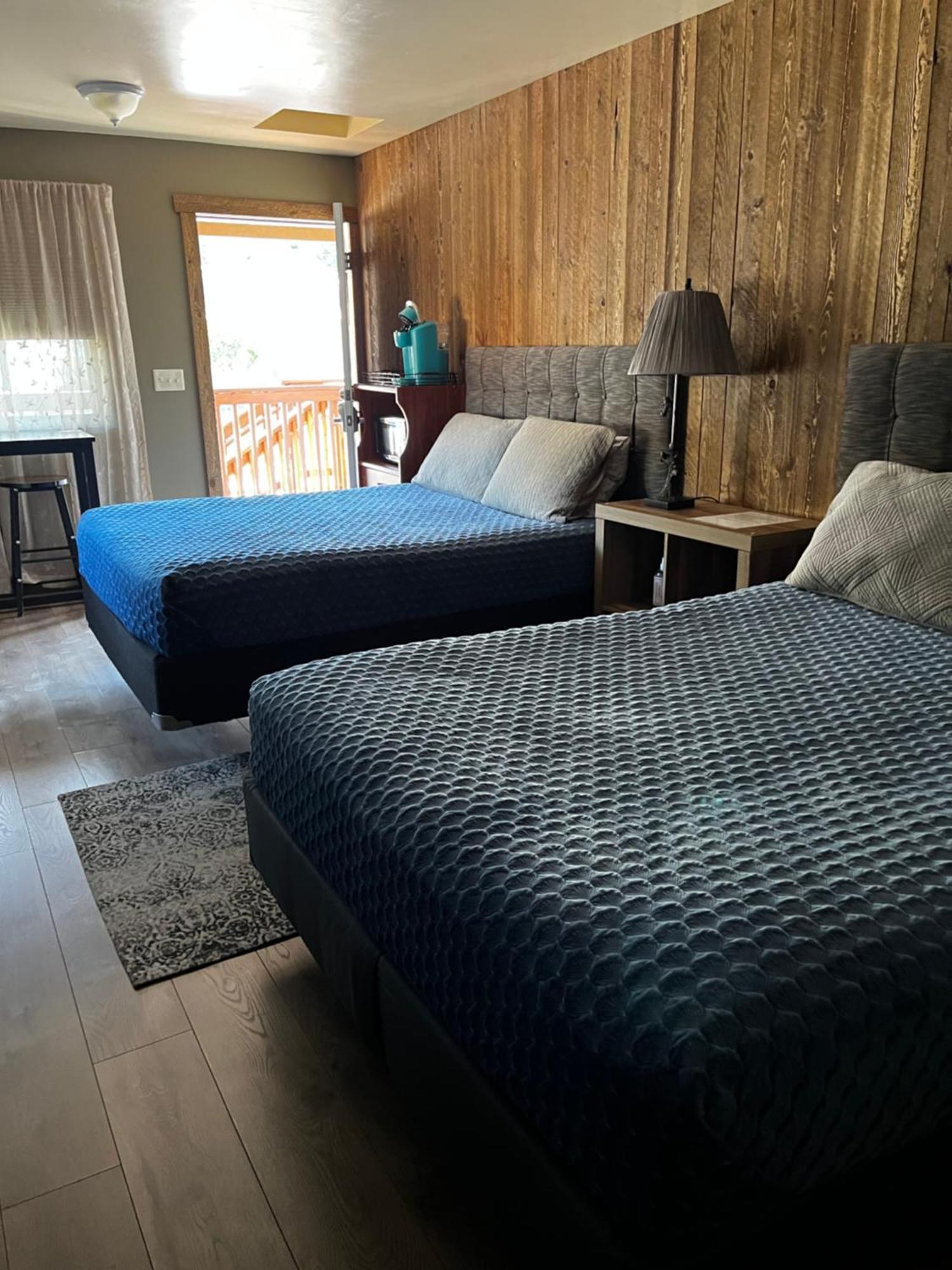 Parkway Yellowstone Guest House Room #1 การ์ดีเนอร์ ภายนอก รูปภาพ